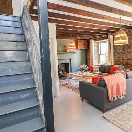 Burnt Mill Cottage Седбер Екстериор снимка