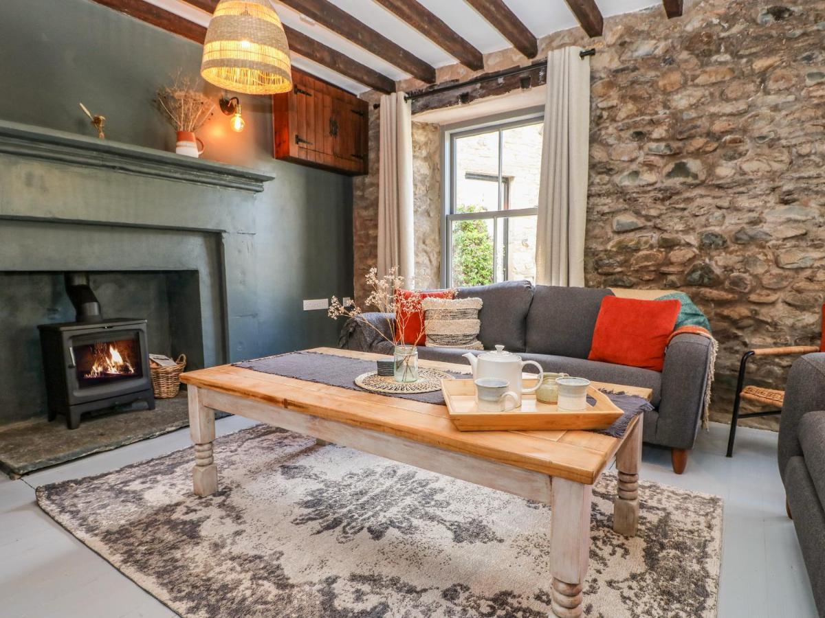 Burnt Mill Cottage Седбер Екстериор снимка