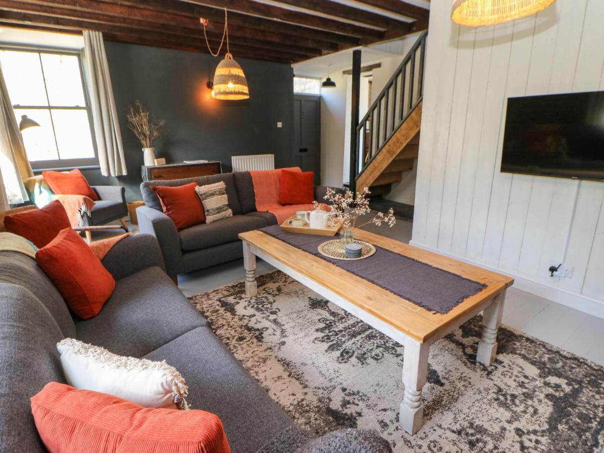 Burnt Mill Cottage Седбер Екстериор снимка